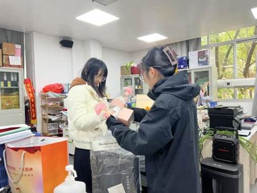 502100270c81e3c985cb9d94a232b1a